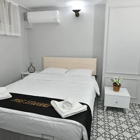Beyoglu Center Economic Flat 7 Стамбул